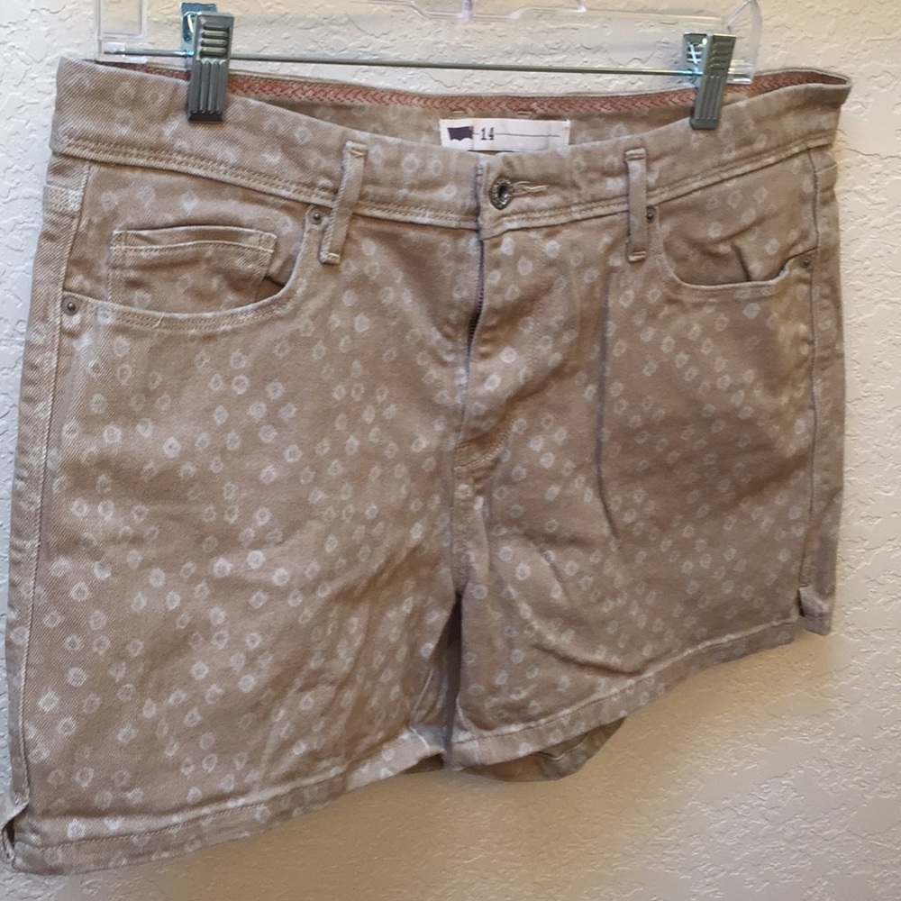 Levi Khaki Shorts - Great Quality